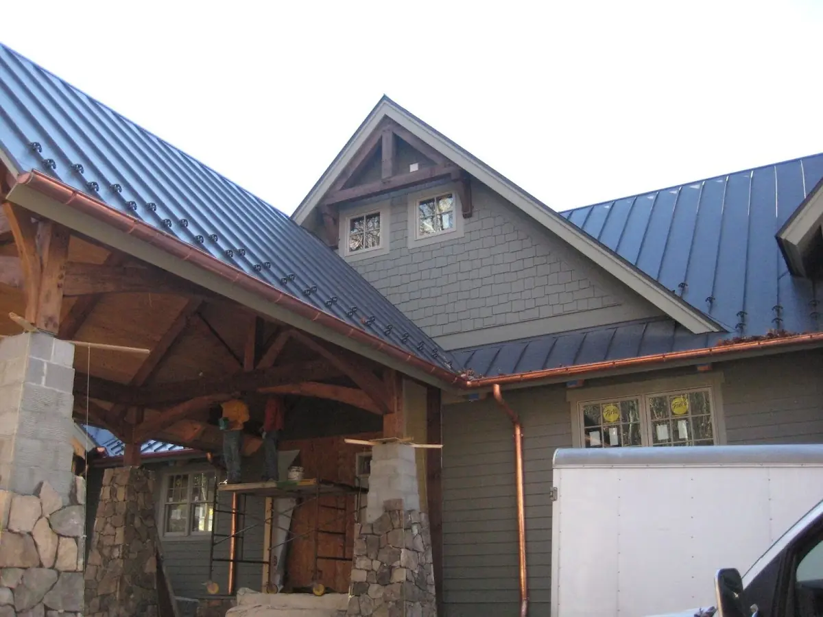 Craftsman Roofing team delivering quality roofing work in Grantville